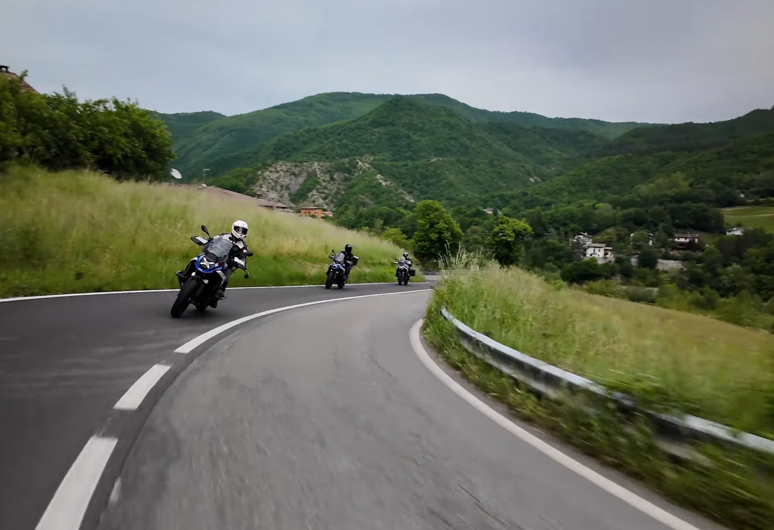 Screenshot_1-2-2026_233613_www.youtube.com